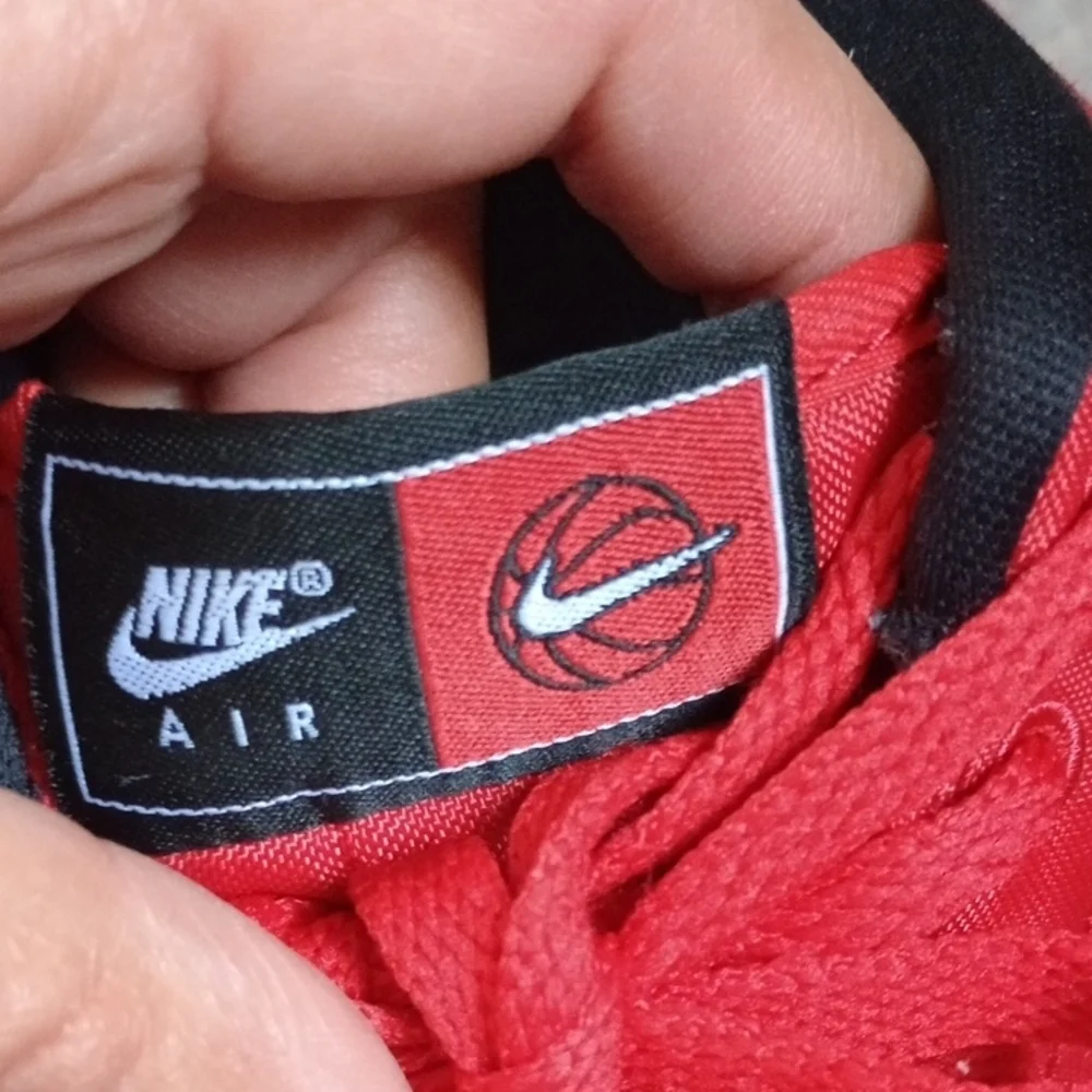 Nike AIR Red and Black Women's Lace-Up Athletic‎ Sneakers